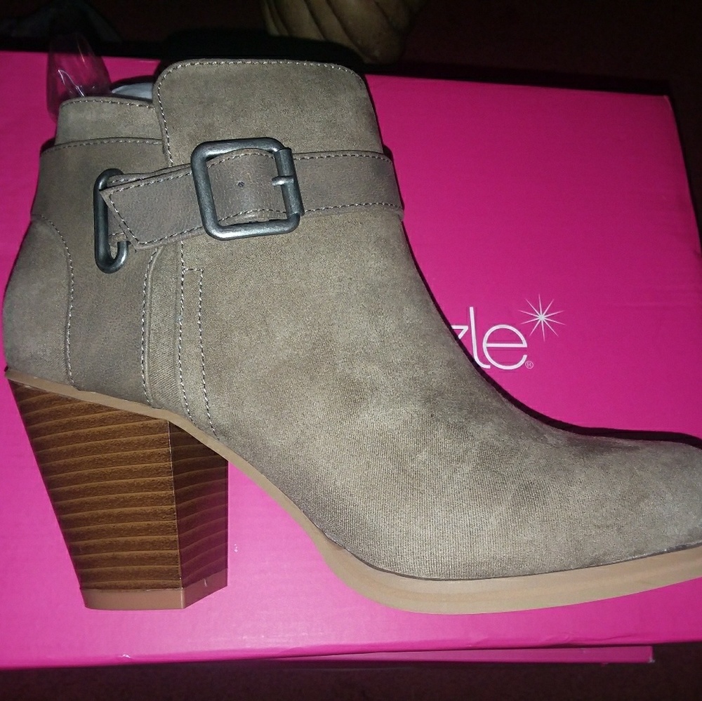 Booties never worn